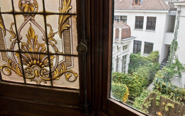 Saint Pauls Suite 6