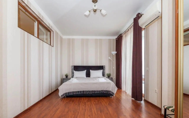 Apartments on Prosveshcheniya Street