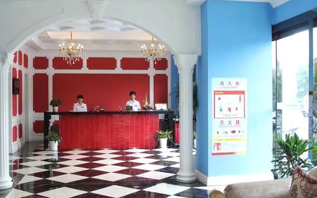 Elan Boutique Hotel