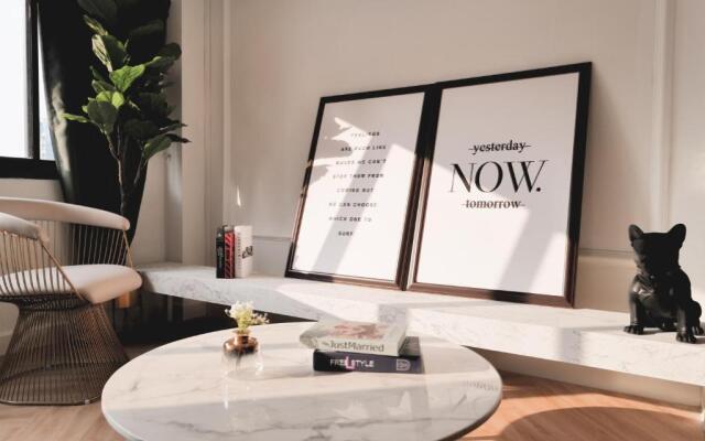 Theme Boutique Hotel