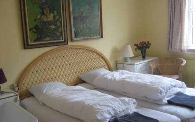 Strada Bed & Breakfast