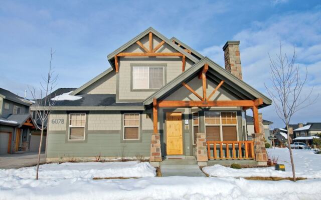 Fox Point at Redstone