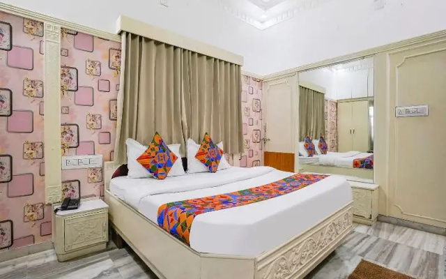 Hotel Rest And Peace