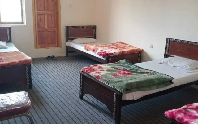 Yak Sarai Hotel