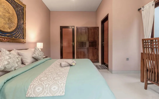 Blue Swing Villa