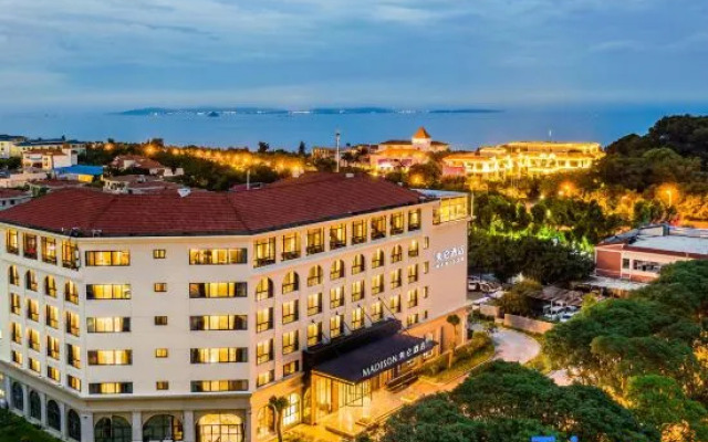 Madison Hotel (Huangcuo Beach Branch)