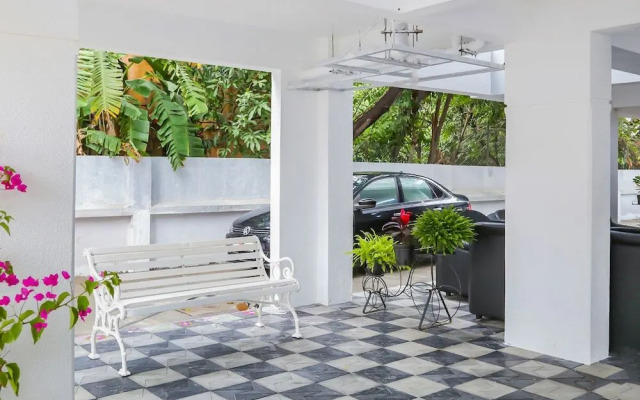 White Castle By OYO Rooms