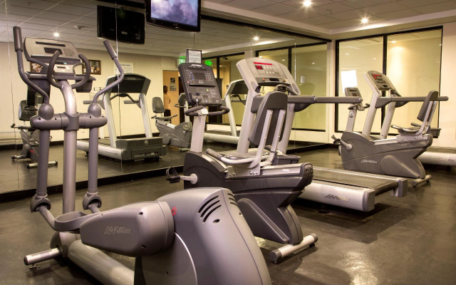 Excellence Express & Suites