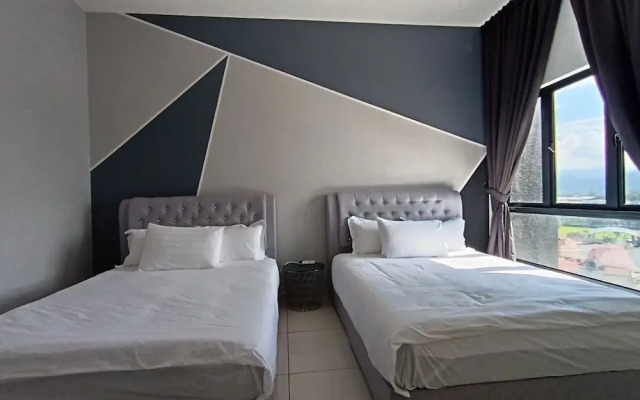 The Horizon Ipoh Dual L12 by Grab A Stay