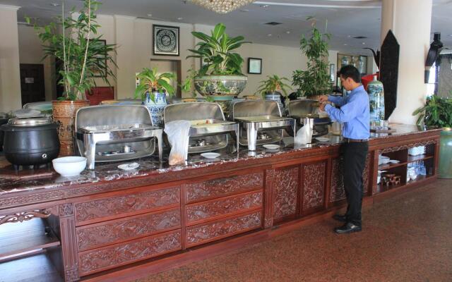 Hotel Grand Tiga Mustika