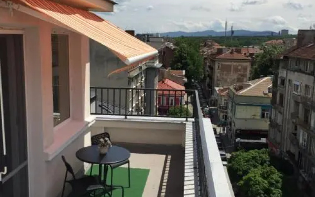 Rooftop Oscar Rooms