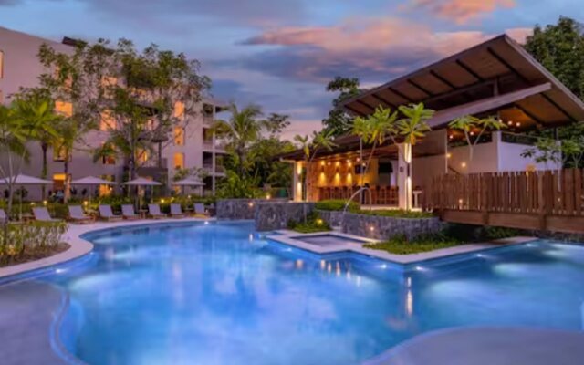 Botanika Osa Peninsula, Curio Collection by Hilton