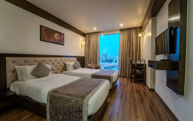 Hotel Aditya Park Regent