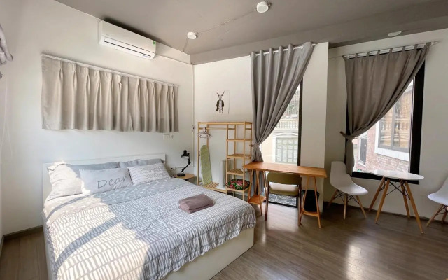 6 Le Thanh Tong Building