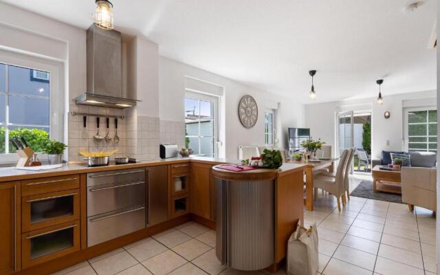 Alte Reihe 14 _Haus Teja_