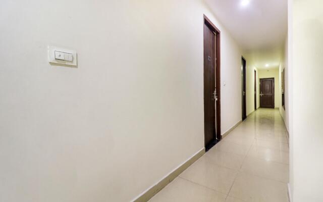 OYO 66249 Hotel Param Residency