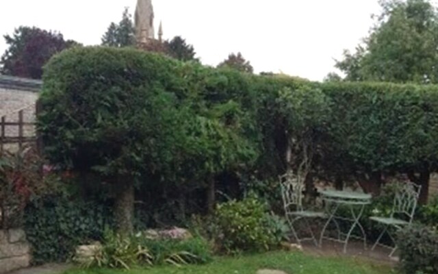 Honeystone Cottage, MORETON IN MARSH