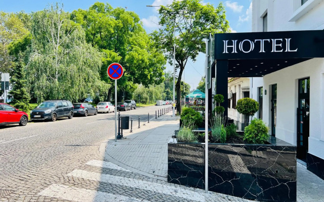 Side One Design Hotel