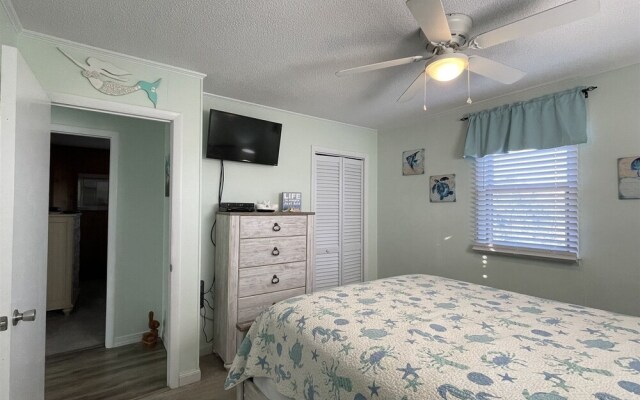 Tilghman's Nette 3 Bedroom Cottage by RedAwning