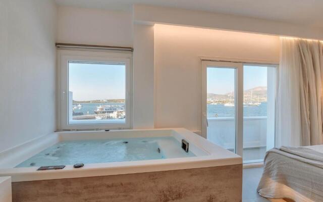 Nautica Suites-Superior Seaview suite with jacuzzi