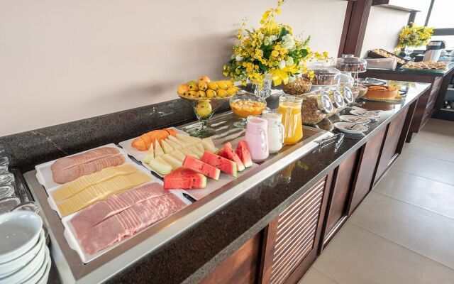 Via Garden Varginha Hotel