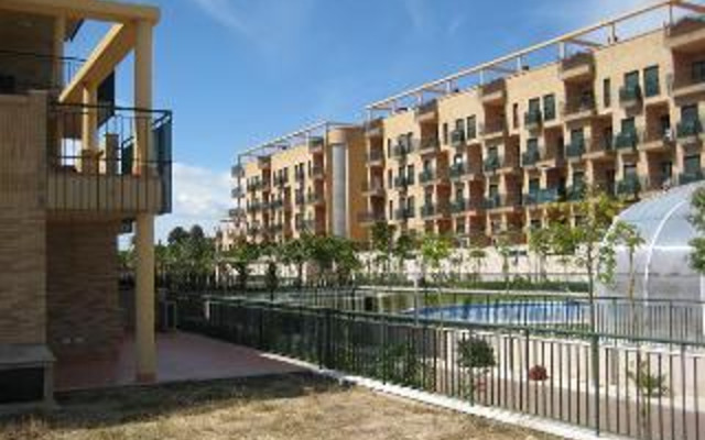 Oasis Lux Resort & Spa