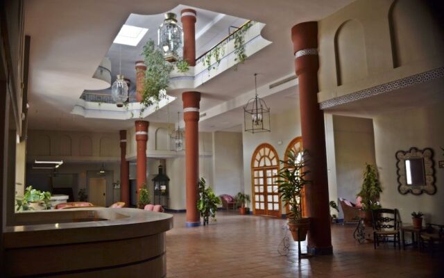 Hostal Puente Del Rey