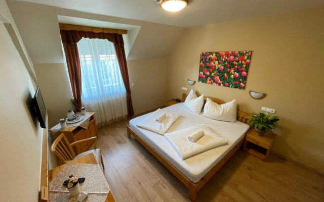 Karin Hotel