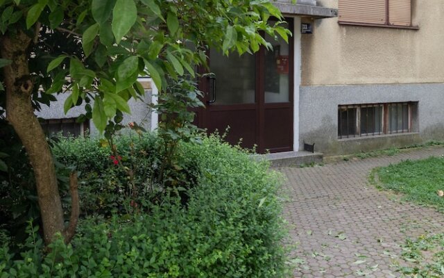 2bdr Apartment With Balcony Near Maksimir