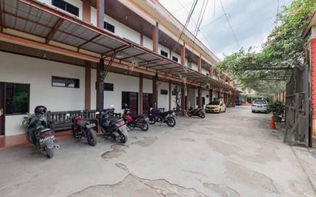 RedDoorz near Samarinda Square