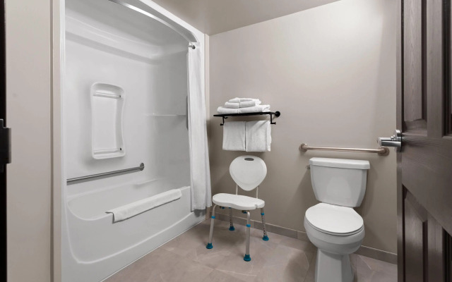 Super 8 by Wyndham Sault Ste Marie On