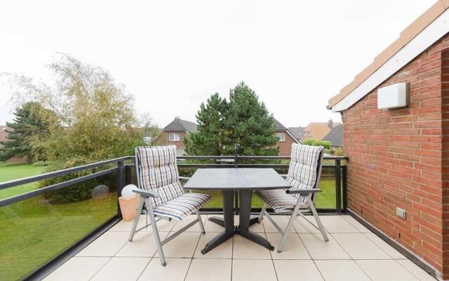 Ferienwohnung-4-mit-Sonnenbalkon-im-Landhaus-Hubertus-Duhnen