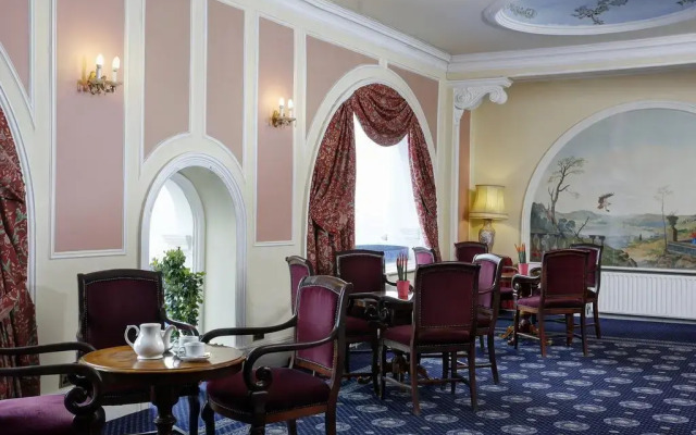 Royal Victoria Hotel