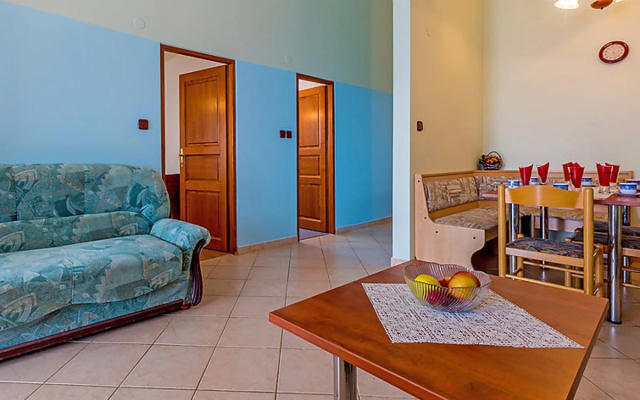 Apartment Delfin Karlobag 13234
