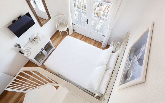 Cunda Piano Otel (+13 Adult Only)