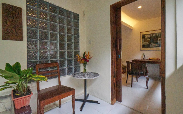 Rumah Paros & Gallery