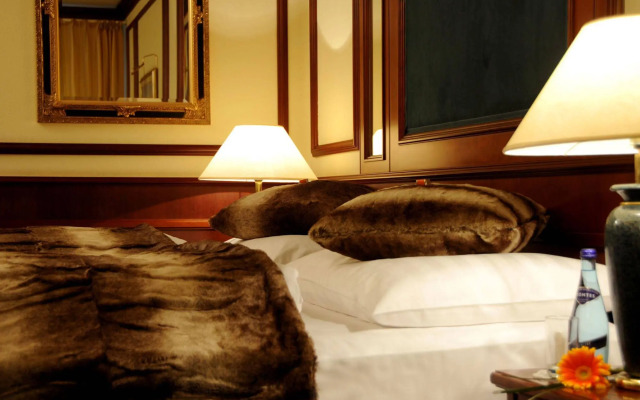 MANNI The Hotel