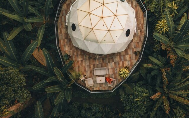 Faith Glamping Dome Costa Rica