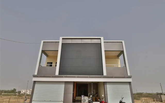 OYO 37298 Hotel Ocean