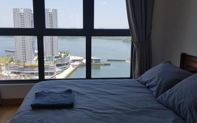 Teega Suite 3BD Seaview Puteri Harbour