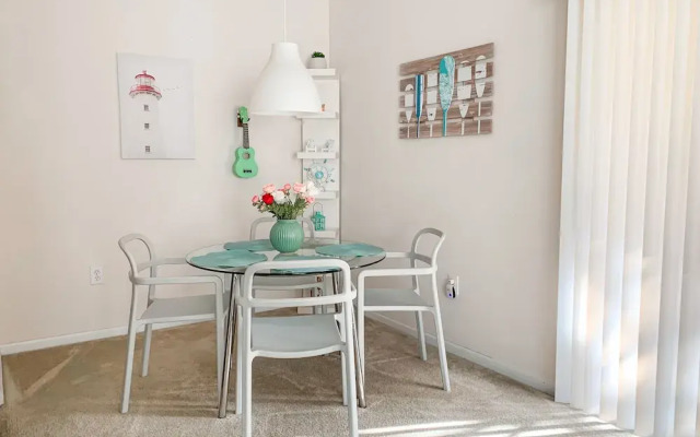 AC-615: Clearwater Cozy Condo