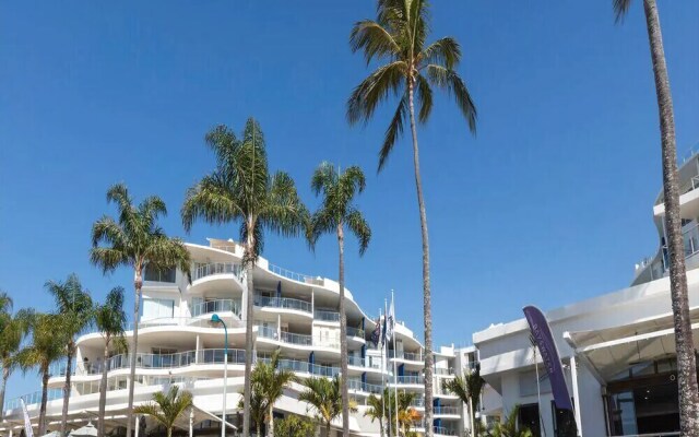 1 BDR/Apt/Foxtel/WiFi/Pool/parking/Spa/Urangan