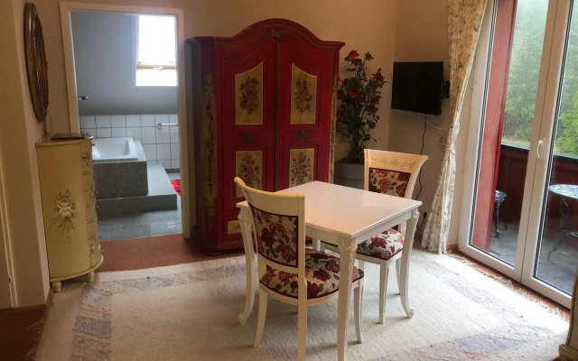 Hochkopfhaus zum Auerhahn