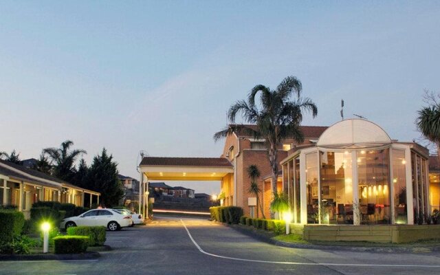 Best Western Airport Motel and Convention Centre