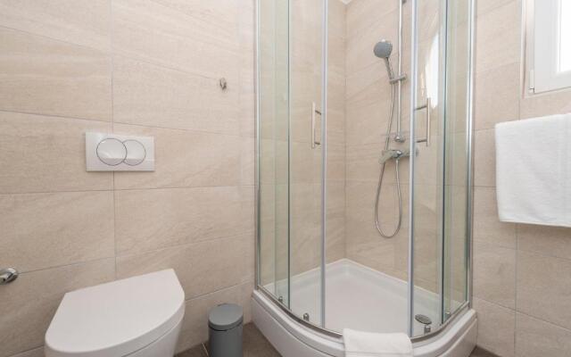 Luxury Apartments - La Vir 5& 6