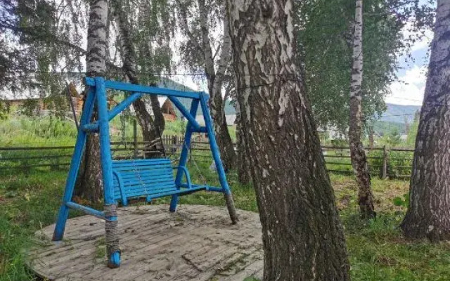 Hemu Open to the Mountain Homestay