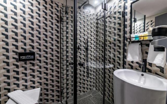 Stay Inn Hostel