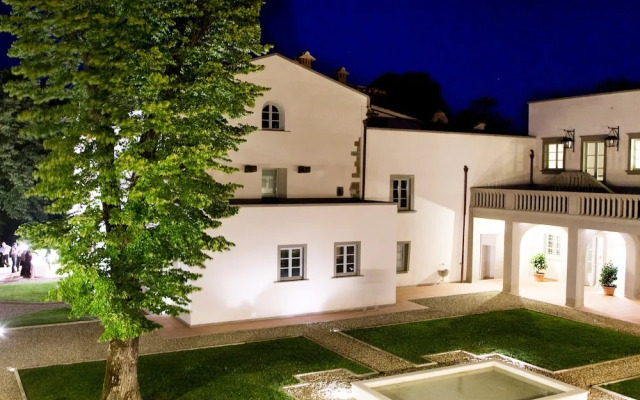 Palagio 19 in Chianti With Shared Pool