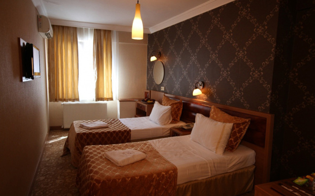 Senabil Hotel Old City