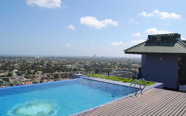Blue Pearl Hotel & Apartments